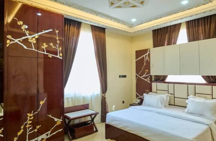 AMBASSADOR’S SUITE